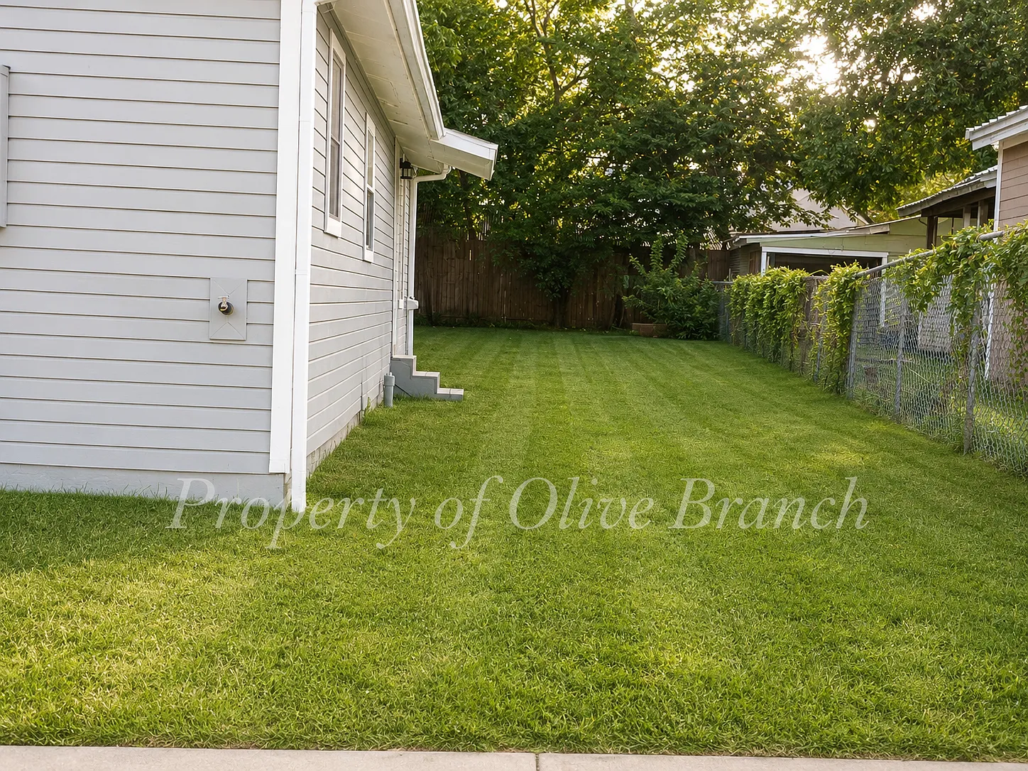3 bed, 1032 sqft, $1,450 — Photo 2