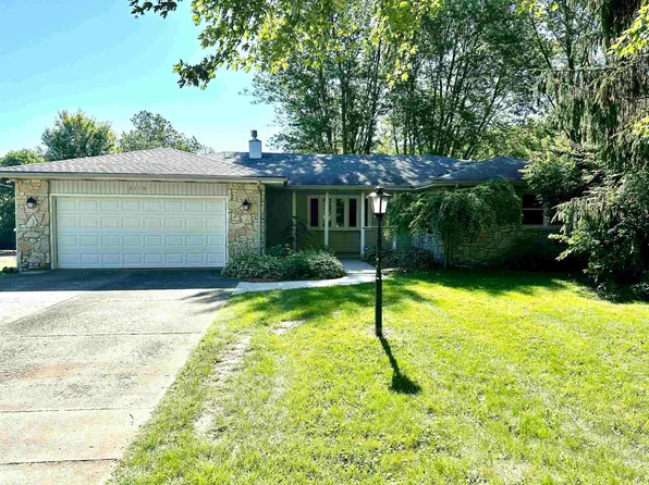 3110 S Scott Dr, Yorktown, IN 47396