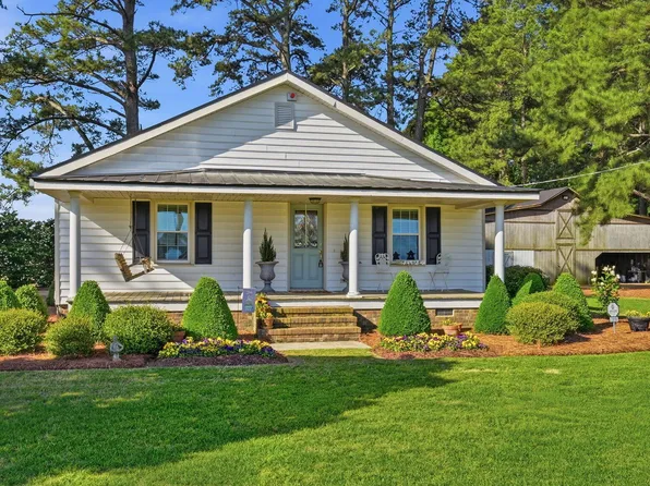 2896 Grimes Road, Robersonville, NC 27871