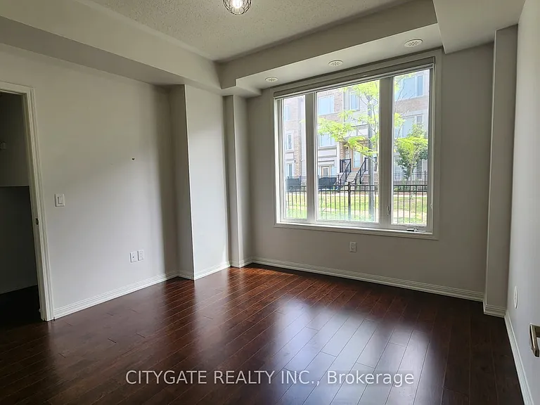 1 Beckenrose Ct #133 — Photo 9