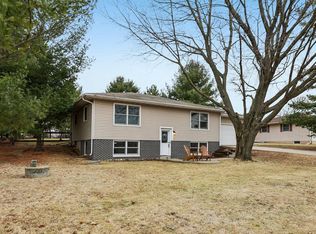 1686 Sand Hill Road, Oregon, WI 53575