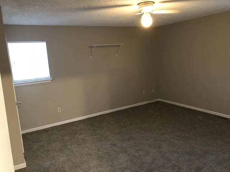 4632-4634 Lake Valley Ln — Photo 9