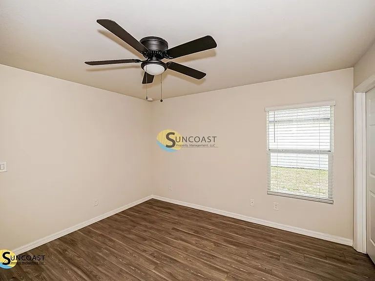 11161 Pendleton Ave — Photo 18