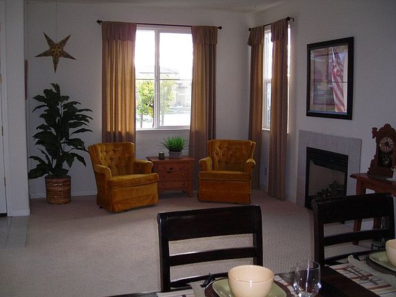 Living Room/Dining Room Combo