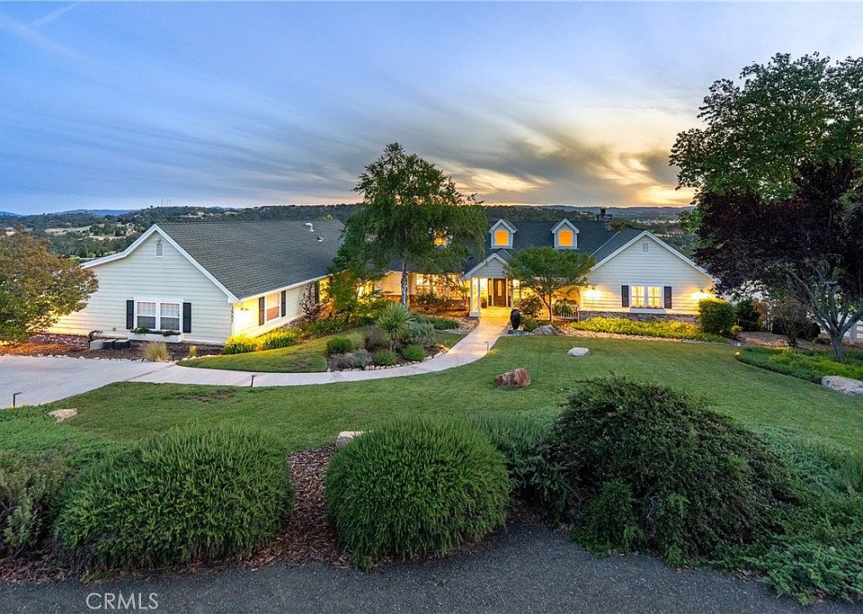 1st image of 1885 Cumbre Rd
