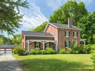 624 Maple Ave, Barrington, RI 02806