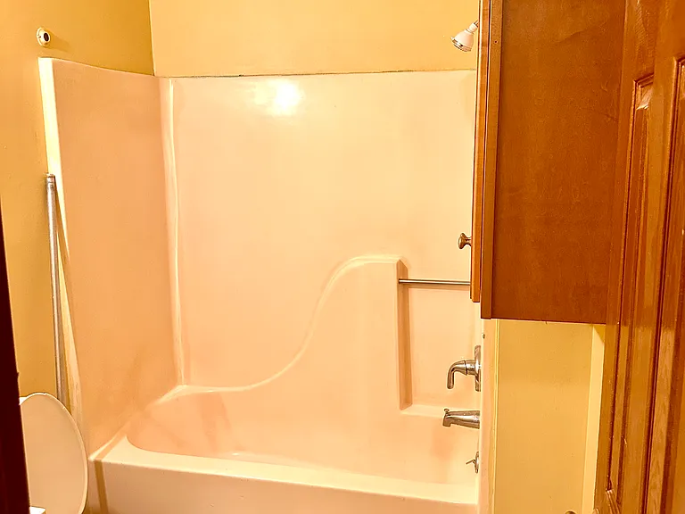 384 Coates Rd #1 — Photo 7
