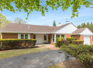 1984 Sunset Rd, Highland Park, IL 60035