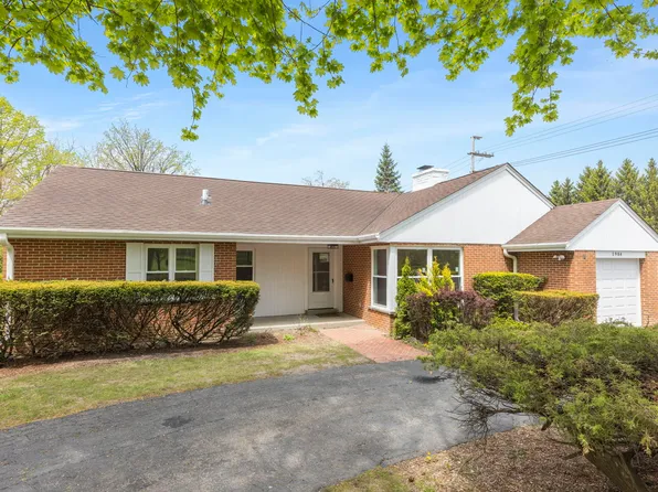 1984 Sunset Rd, Highland Park, IL 60035