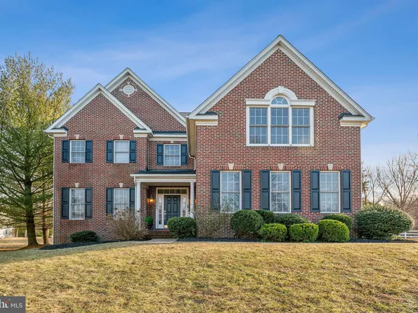 12303 Thomas Prospect Dr, Bowie, MD 20720