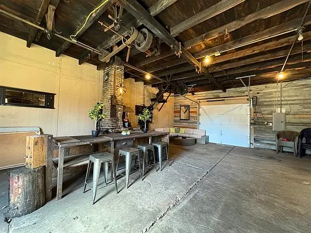 170 E Main St — Photo 26