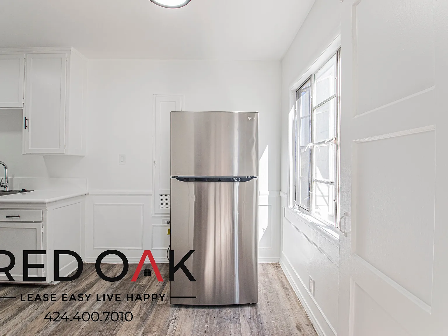 Cozy Studio with Stainless Steel Appliances and Hardwood-Style Floors ~ Near Pico-Union! — Photo 4