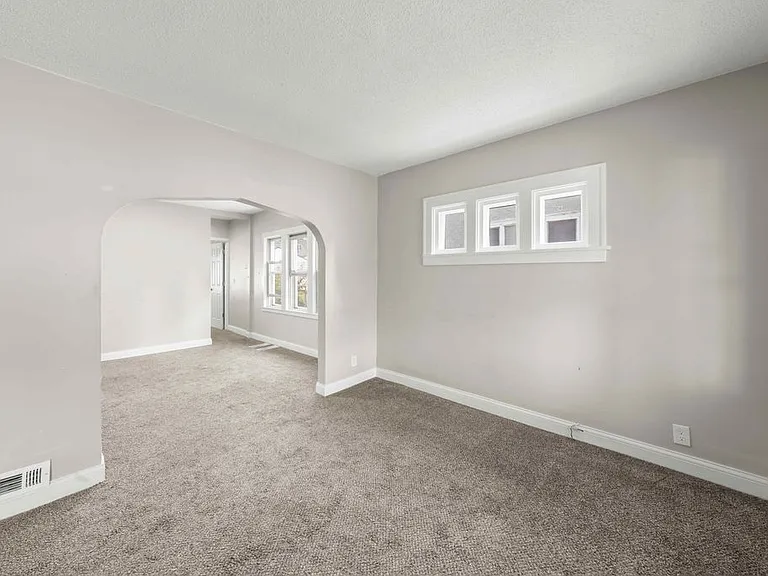 1789 Maryland Ave E — Photo 14