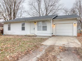 304 E Marshall St, Tolono, IL 61880