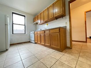 4260 65th Pl APT 1, Woodside, NY 11377