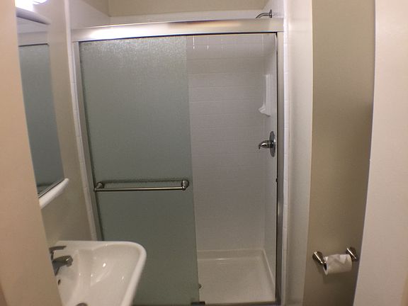 3rd image of 2130 Park Ave APT 18