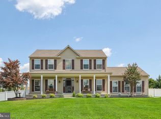 142 Salvatore Dr, Mullica Hill, NJ 08062