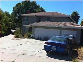 1st image of 424 Century Oaks Way