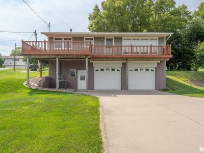 1005 2nd St, Princeton, IA, 52768