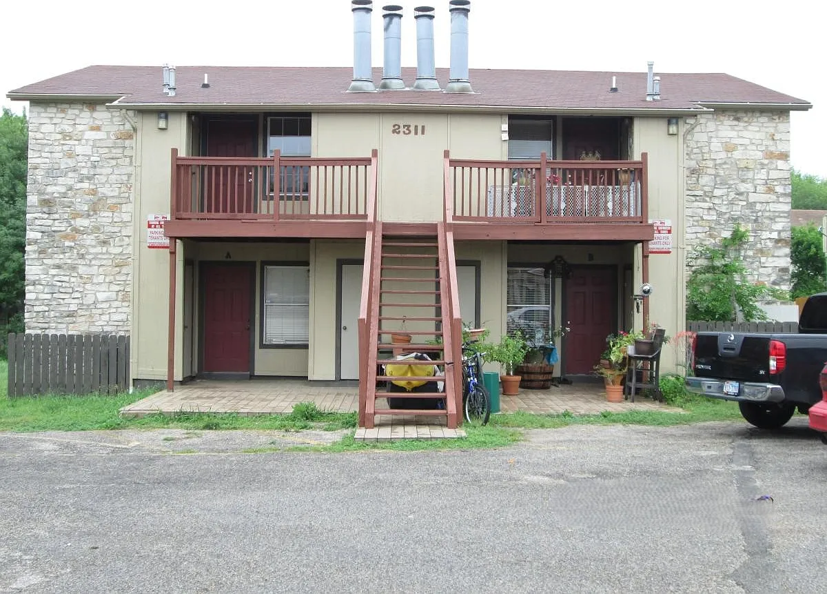 2311 Rachael Ct #A 2/1, 820 SqFt, $1025 — Photo 4