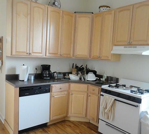 2nd image of 3417 N Janssen Ave #3B