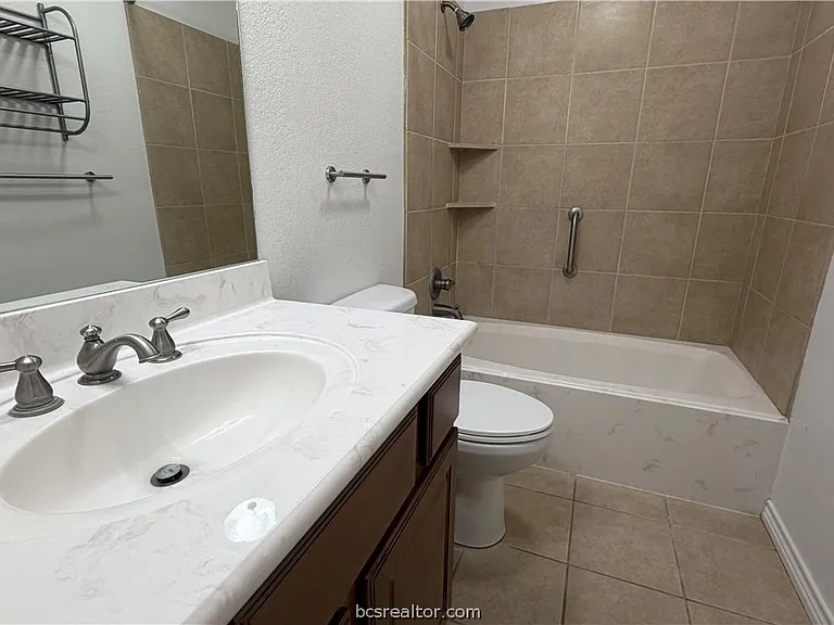 1102 Crested Point Ct — Photo 19