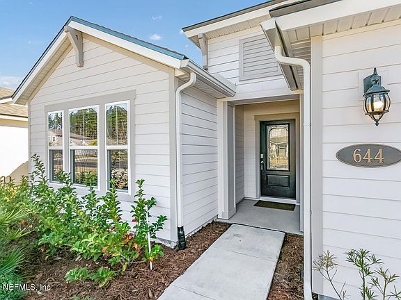 3rd image of 644 Shetland Dr