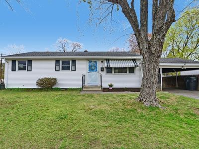 2 Fairview Ave, Natick, MA, 01760