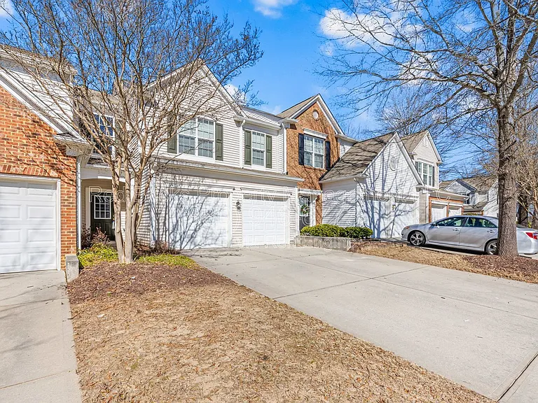 8911 Kirkley View Ct — Photo 2