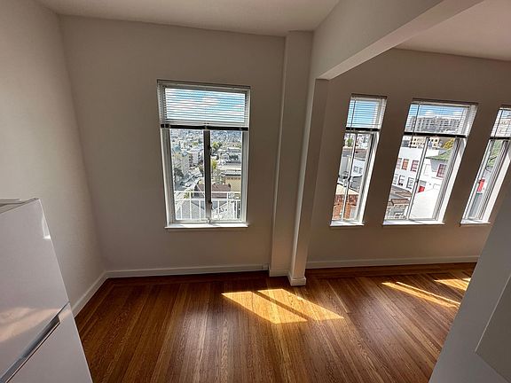 2nd image of 1700 Octavia St APT 702