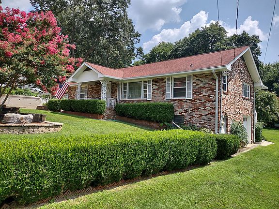 2nd image of 7006 Greenway Dr