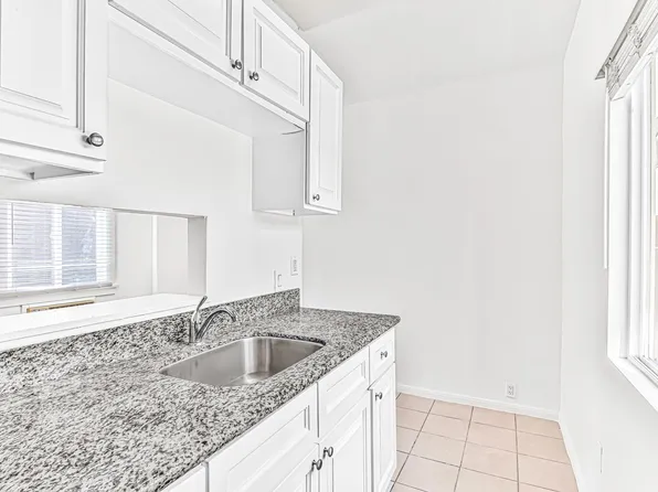 908 Martin Luther King Jr, 908 Martin Luther King Jr Ave APT 4, Long Beach, CA 90813