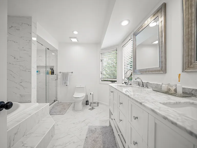 22 Pamrapo Ct W — Photo 26