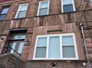 211 Shippen St APT 2, Weehawken, NJ 07086
