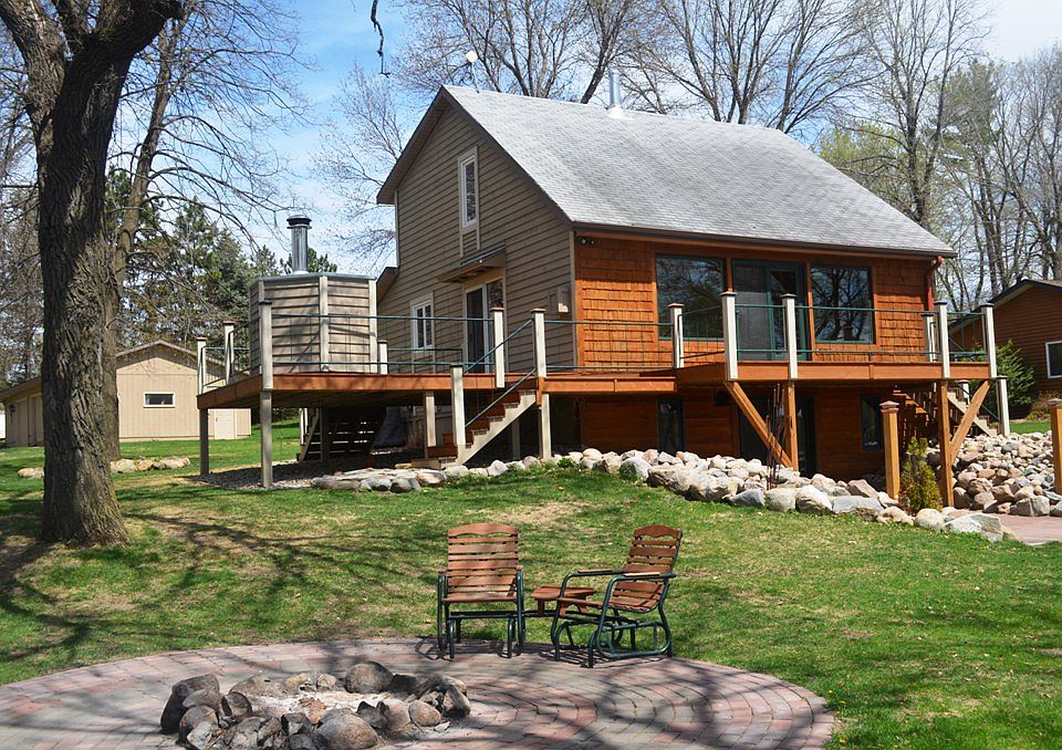 S. Exterior w/Decks