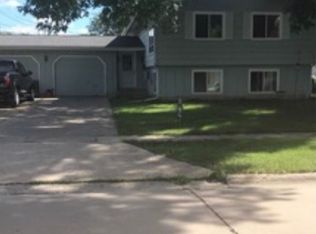 5 26th Ave SW, Cedar Rapids, IA 52404