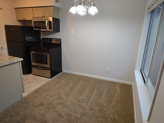 5th image of 7008 Ohio Ave #G39