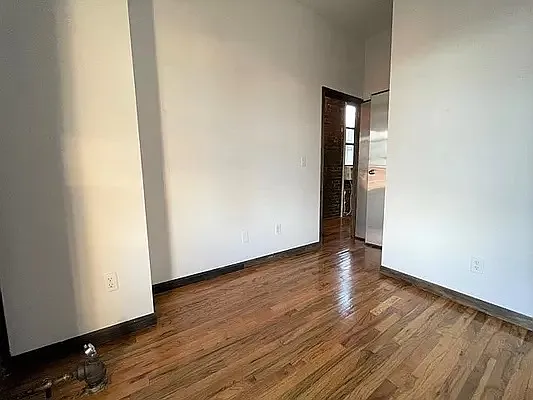 Rented by PocketBroker Inc | media 17