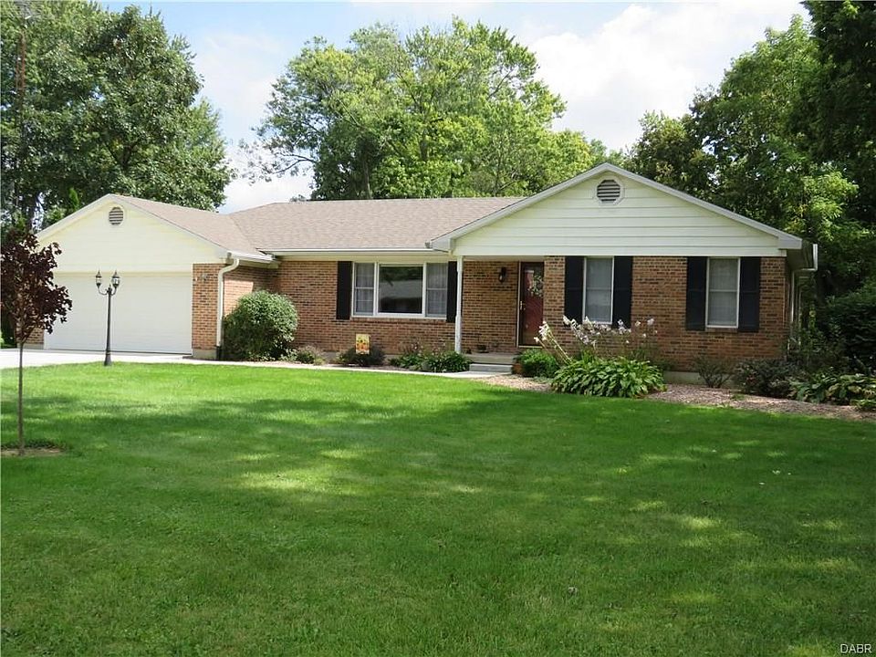 1st image of 888 Grove Hill Dr