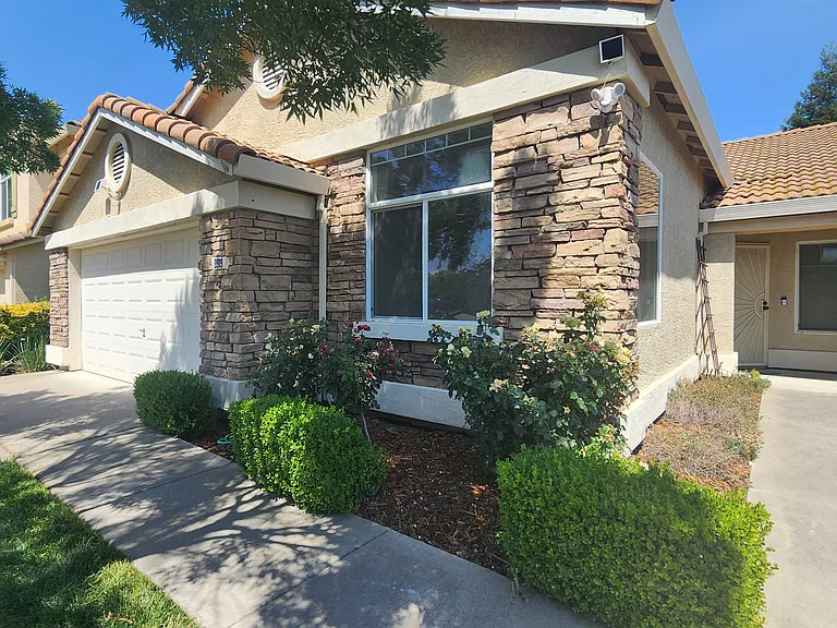 9919 Tarzo Way — Photo 3