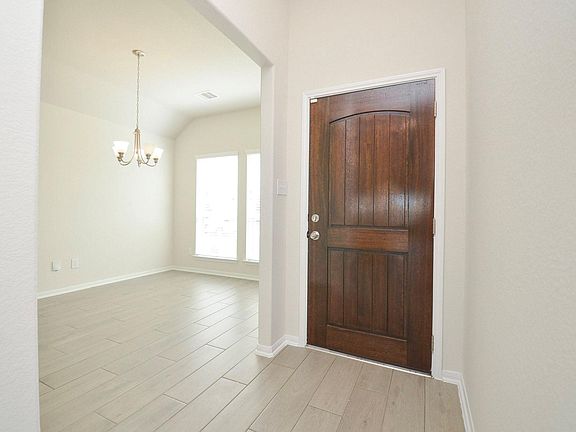 3rd image of 3222 Owl Hollow Dr