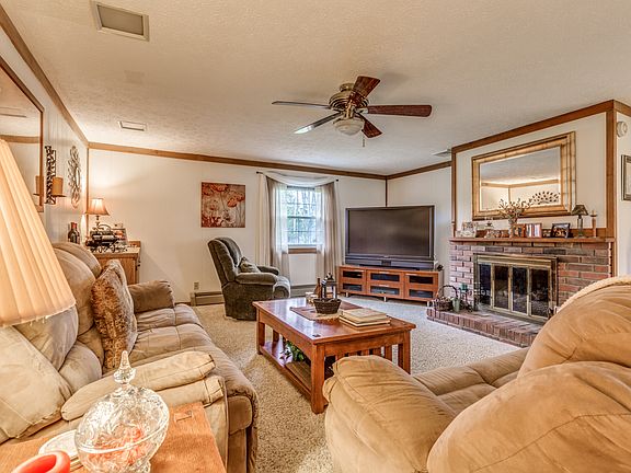 4th image of 11524 Willow Hill Dr
