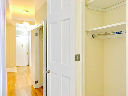 Rented by Matthew Gros-Werter, LREB  | media 35