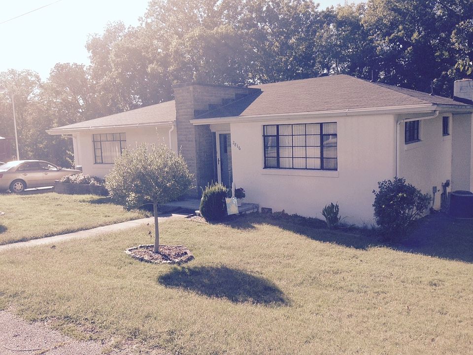 2nd image of 2836 Lakeview Hts