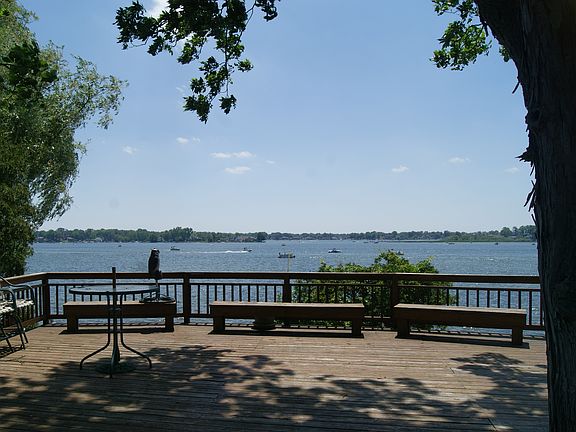 2nd image of 2555 Sylvan Shores Dr