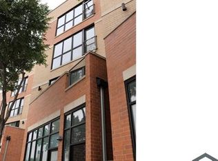 2438 W Madison St #2, Chicago, IL 60612