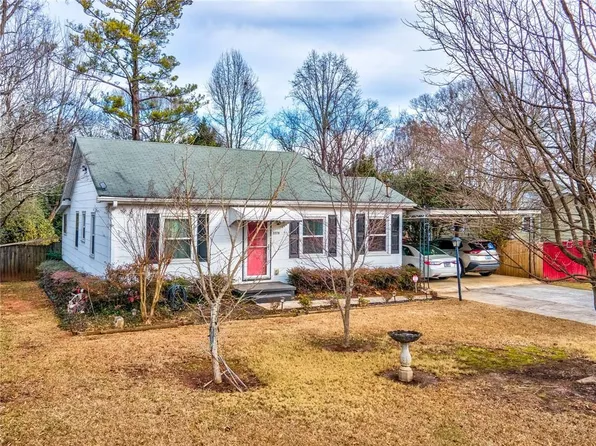 2278 N Shallowford Rd, Chamblee, GA 30341