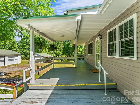 5th image of 106 Silverstone Dr