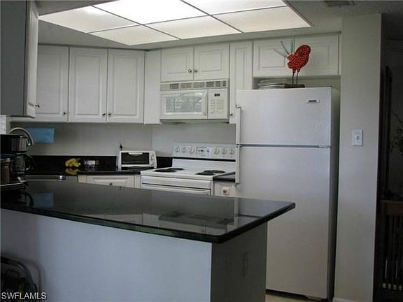 4th image of 481 Quail Forest Blvd APT 102