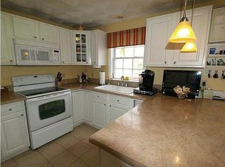 13 Burlingame Dr, Charlestown, RI 02813